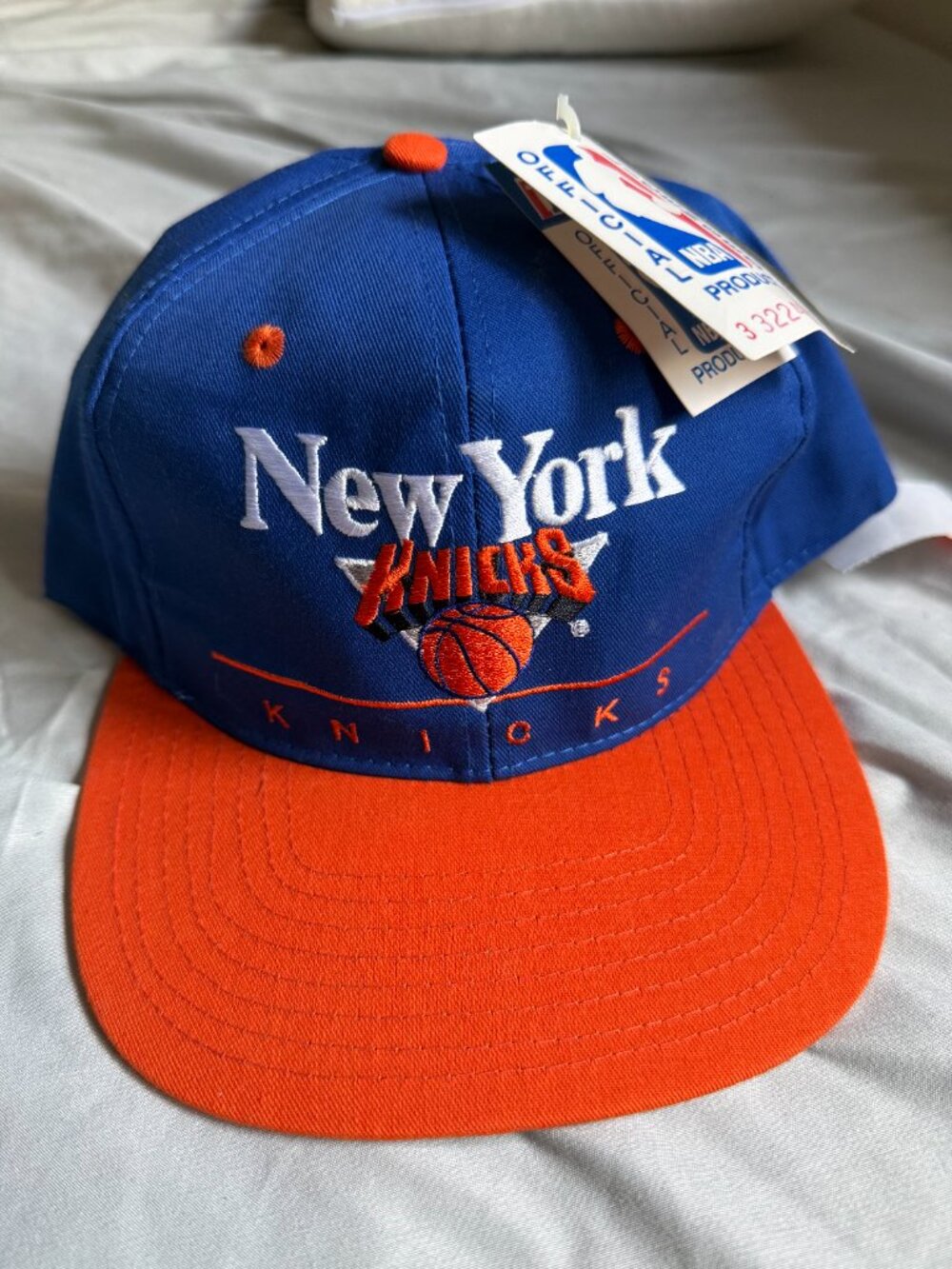 New York Knicks Vintage 90s Twins Enterprise Snapback Hat